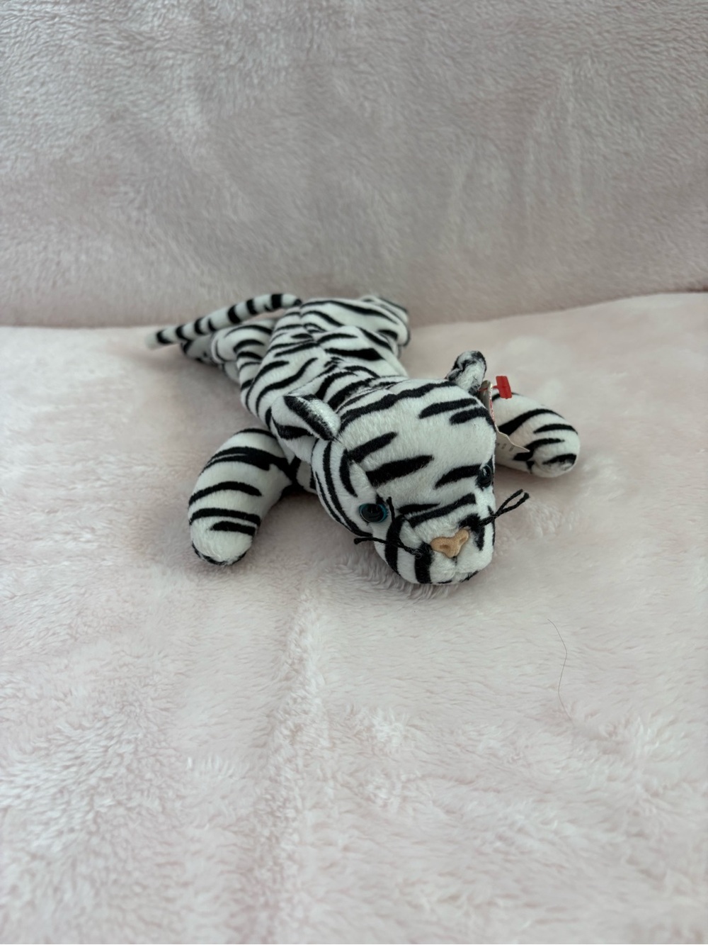 Ty Beanie Baby Blizzard White and Black Tiger Plush